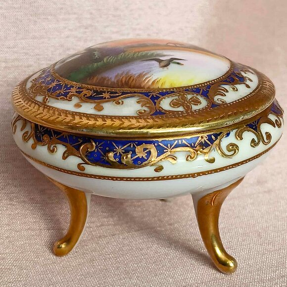 Vintage Noritake Gold Gilded Raised Moriage Hand Painted Porcelain Trinket Box - Picture 1 of 8